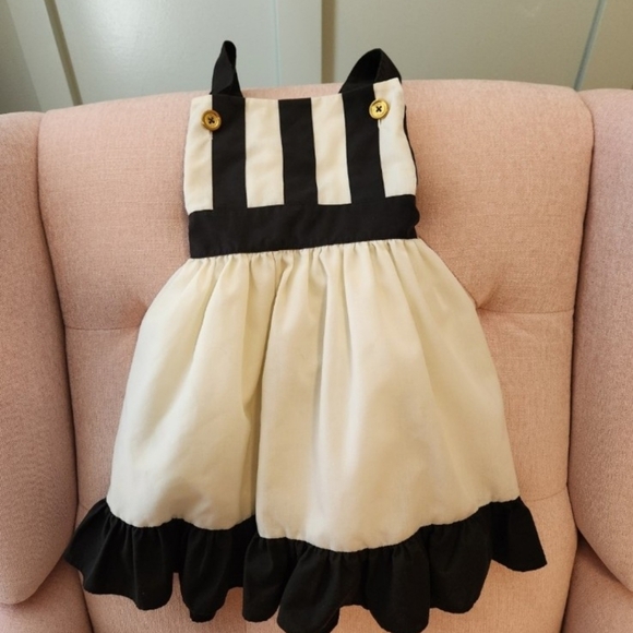 Well Dressed Wolf Other - Htf Well dressed wolf 4t black striped dress vintage style pinafore smocked